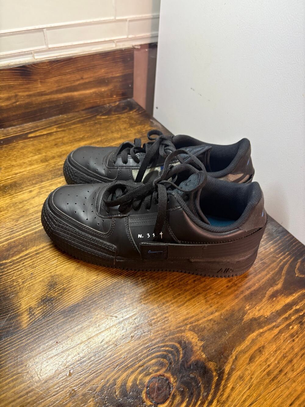 Nike Nest Black‎ Sneakers Size 6.5Y